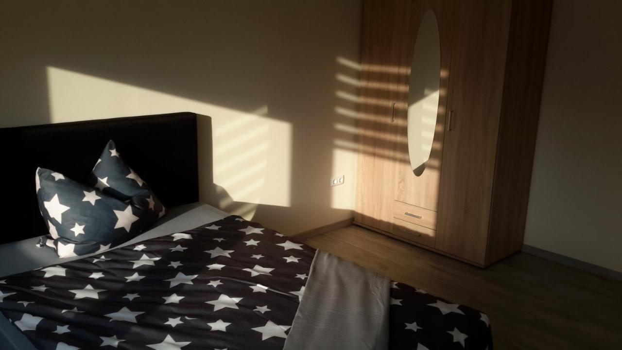 Workers Sleep Apartment Wilhelmshaven Bagian luar foto